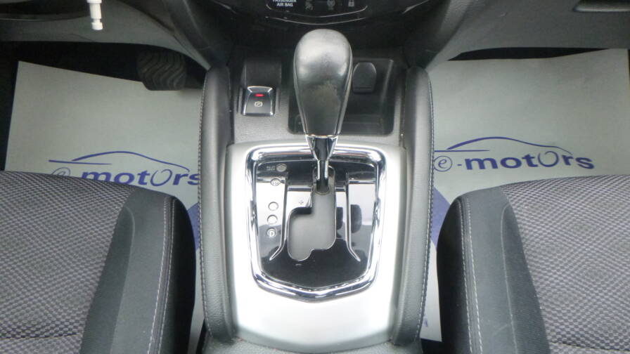 Mandataire Automobile occasion, recherche de Nissan Qashqai-1-6-dci-130-xtronic-n-connecta - E-Motors