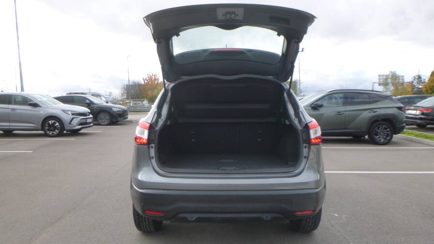 Mandataire Automobile occasion, recherche de Nissan Qashqai-1-6-dci-130-xtronic-n-connecta - E-Motors