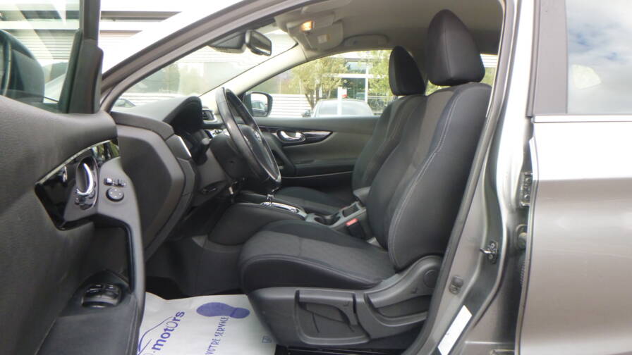 Mandataire Automobile occasion, recherche de Nissan Qashqai-1-6-dci-130-xtronic-n-connecta - E-Motors
