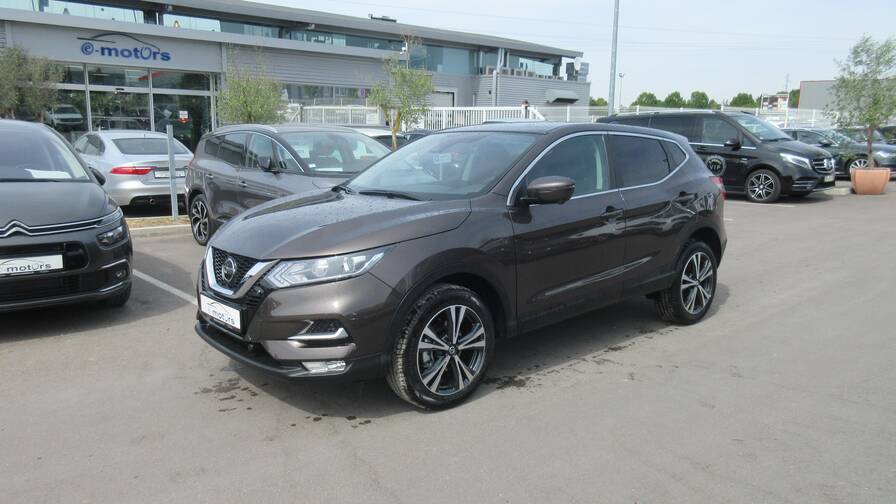 Avis-mandataire-auto-Emotors-Nissan-Qashqai-N-connecta-dci-115-4x2.