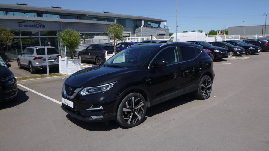Avis-mandataire-auto-Emotors-Nissan-Qashqai-1-5-dci-115-dct-tekna.