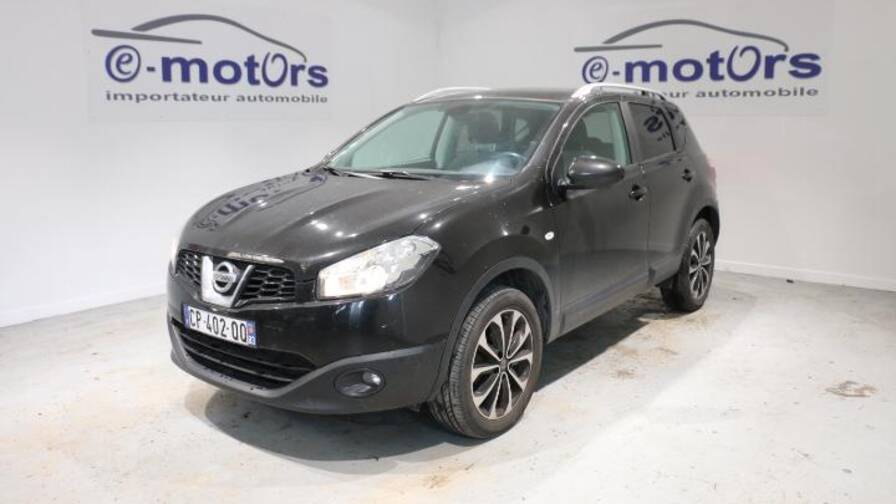 Avis-mandataire-auto-Emotors-Nissan-Qashqai-1-5-dci-110-fap-connect-edition-5p.