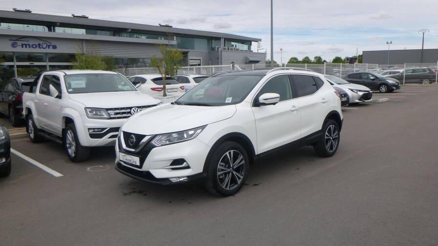 Avis-mandataire-auto-Emotors-Nissan-Qashqai-N-connecta-dig-t-140-plus-pack-design.