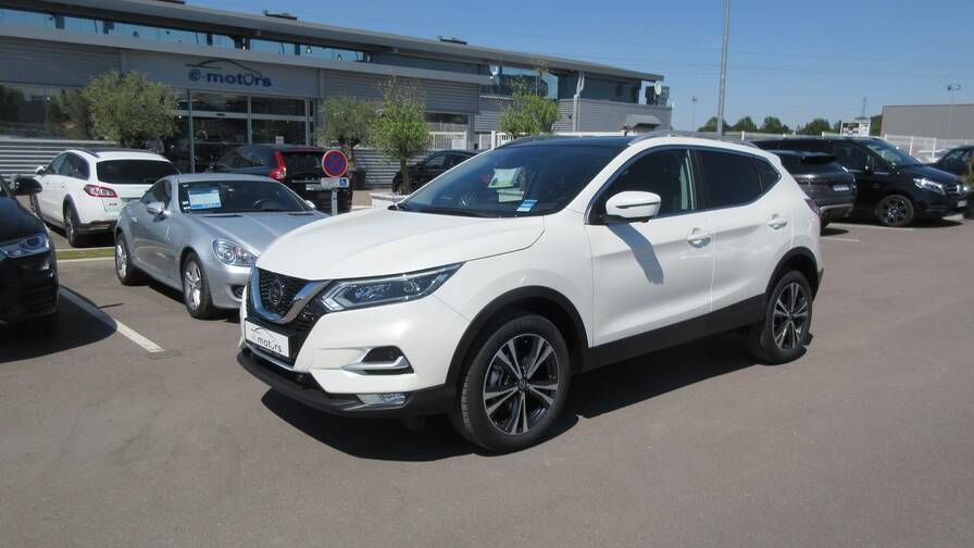 Avis-mandataire-auto-Emotors-Nissan-Qashqai-N-connecta-dig-t-115-4x2-plus-pack-design.