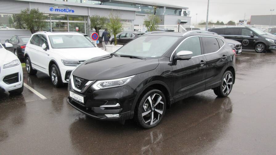 Avis-mandataire-auto-Emotors-Nissan-Qashqai-Tekna-dci-130-xtronic-4x2-plus-toit.