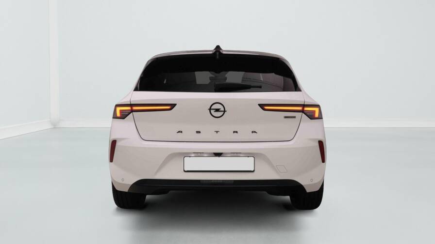Mandataire Automobile neuf, recherche de Opel Astra-1-2-hybrid-136-bva8-gs-line - E-Motors