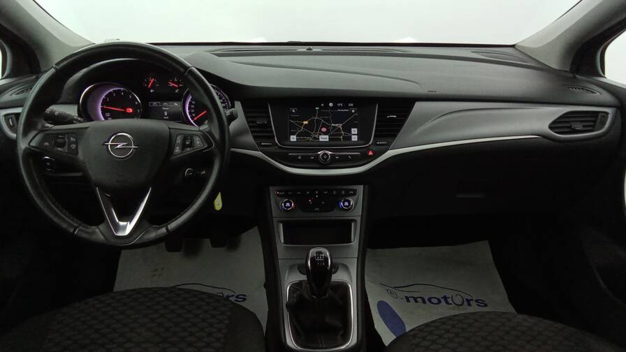 Mandataire Automobile occasion, recherche de Opel Astra-sports-tourer-1-2-turbo-110-edition-gps - E-Motors