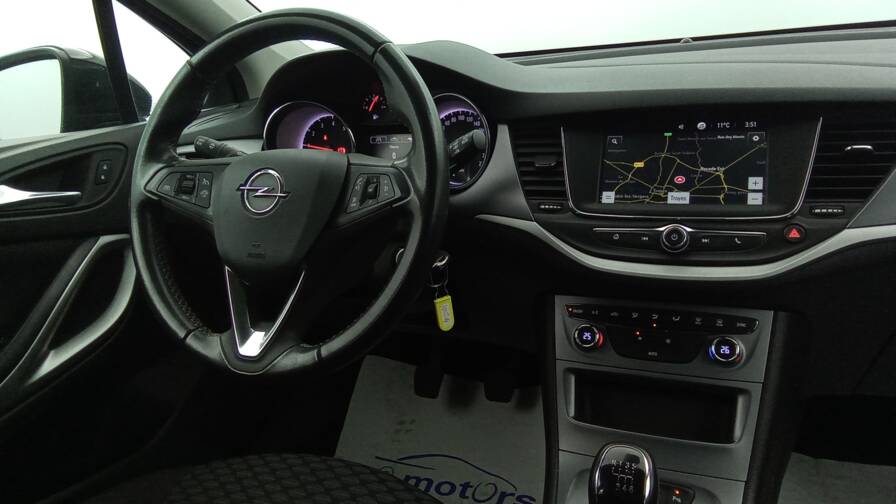 Mandataire Automobile occasion, recherche de Opel Astra-sports-tourer-1-2-turbo-110-edition-gps - E-Motors
