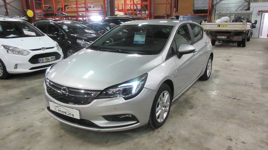 Avis-mandataire-auto-Emotors-Opel-Astra-Connect-cdti-110-start-stop-plus-gps.