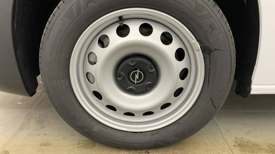 Mandataire Automobile neuf, recherche de Opel Combo-cabine-approfondie-ca-m-bluehdi-100-s-s-bvm6 - E-Motors