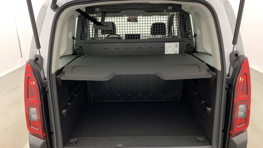 Mandataire Automobile neuf, recherche de Opel Combo-cabine-approfondie-ca-m-bluehdi-100-s-s-bvm6 - E-Motors