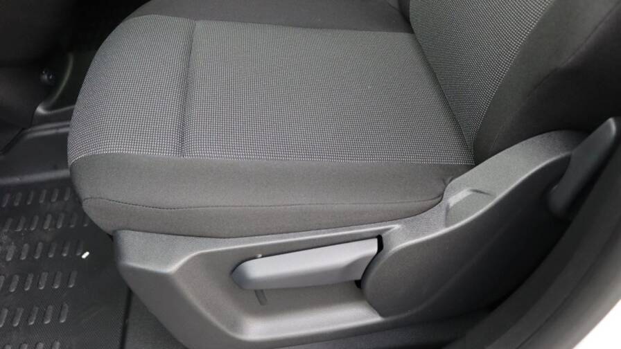 Mandataire Automobile neuf, recherche de Opel Combo-new-cargo-l1h1-light-1-5-turbo-d-100-s-s-mt6 - E-Motors