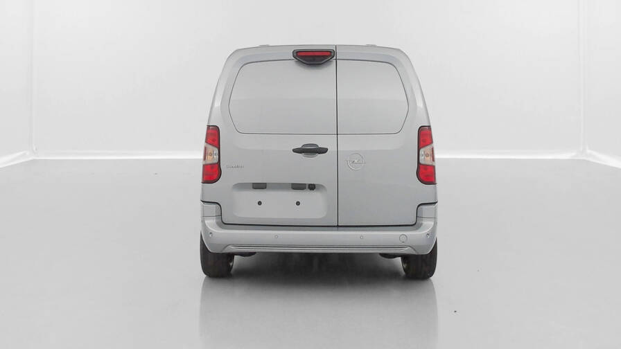 Mandataire Automobile neuf, recherche de Opel Combo-cargo-m-650kg-1-5-bluehdi-100ch - E-Motors