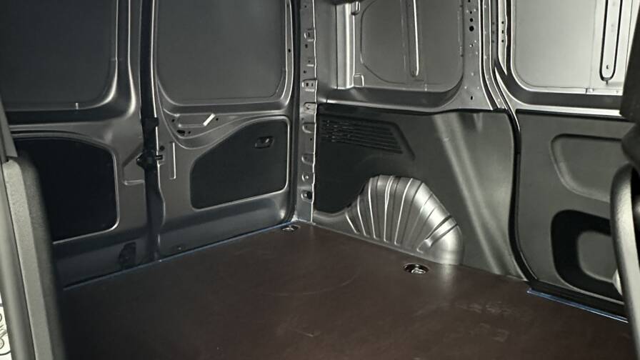 Mandataire Automobile neuf, recherche de Opel Combo-cargo-m-650kg-1-5-bluehdi-100ch - E-Motors