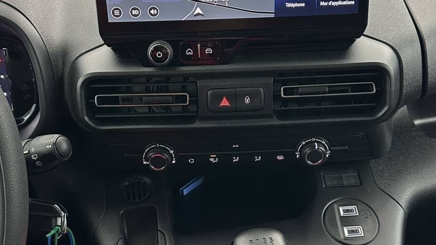 Mandataire Automobile neuf, recherche de Opel Combo-cargo-m-650kg-1-5-bluehdi-100ch - E-Motors