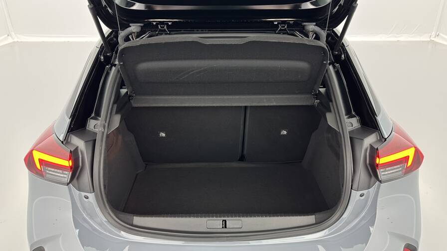 Mandataire Automobile occasion, recherche de Opel Corsa-1-2-turbo-100ch-gs-bva8 - E-Motors