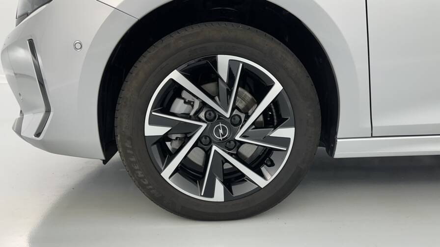 Mandataire Automobile occasion, recherche de Opel Corsa-1-2-turbo-100ch-gs-bva8 - E-Motors