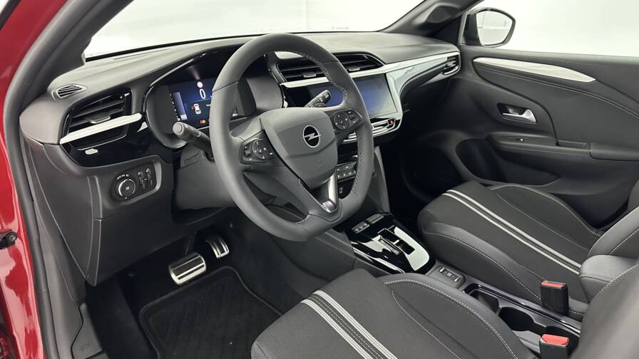 Mandataire Automobile occasion, recherche de Opel Corsa-1-2-turbo-100ch-gs-bva8 - E-Motors