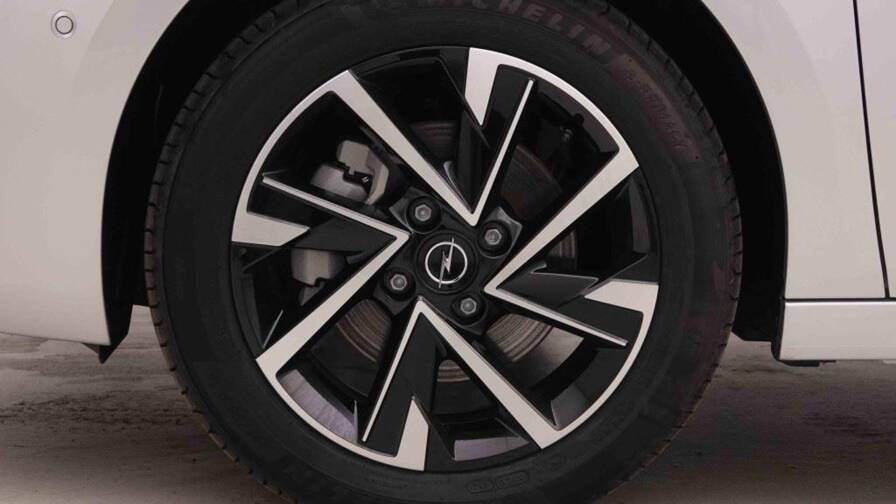 Mandataire Automobile neuf, recherche de Opel Corsa-1-2-hybrid-110-at6-gs-line - E-Motors