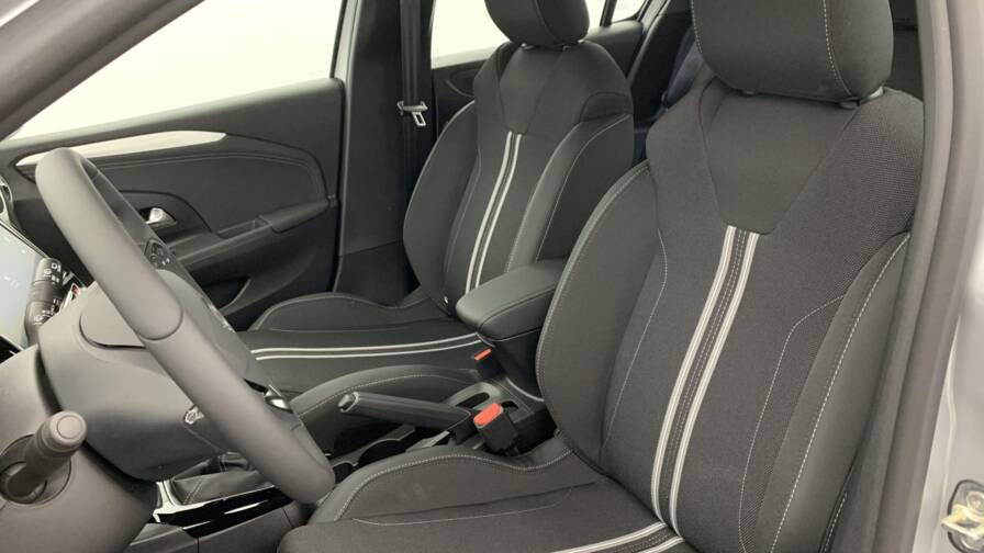 Mandataire Automobile neuf, recherche de Opel Corsa-1-2-turbo-100-ch-bvm6-gs - E-Motors