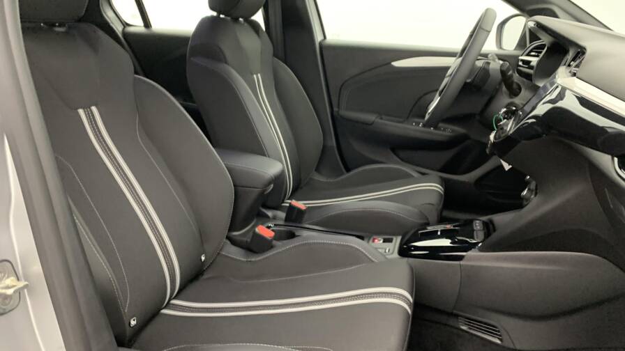 Mandataire Automobile neuf, recherche de Opel Corsa-1-2-turbo-hybrid-110-ch-e-dct6-gs - E-Motors