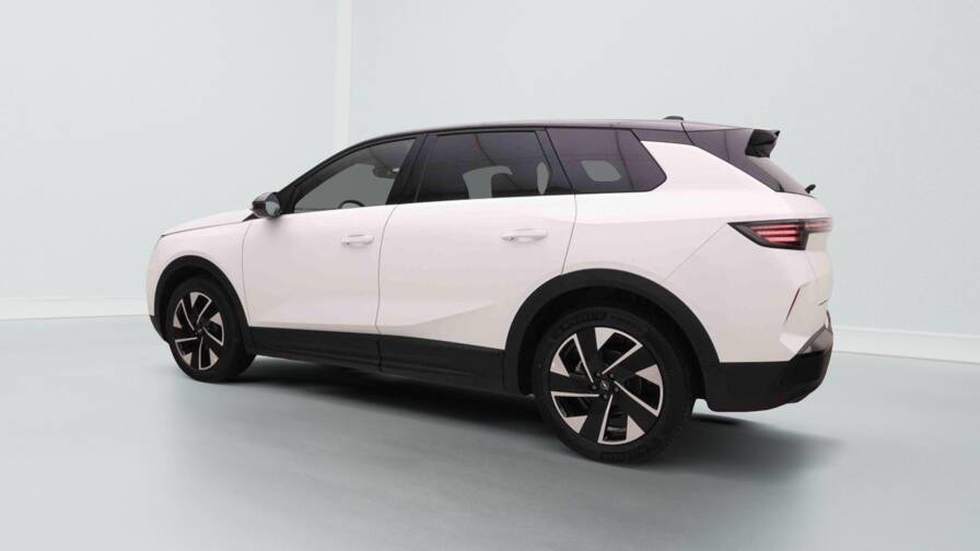 Mandataire Automobile neuf, recherche de Opel Grandland-1-2-t-hybrid-145-gs - E-Motors