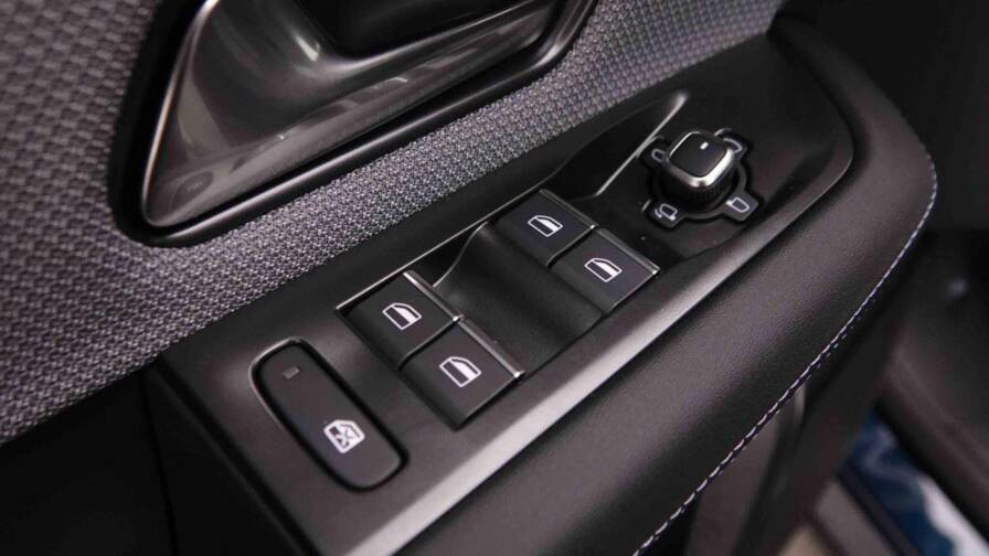 Mandataire Automobile neuf, recherche de Opel Grandland-1-2-t-hybrid-145-gs - E-Motors