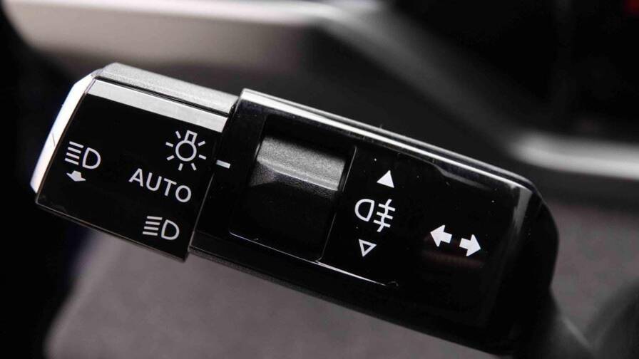 Mandataire Automobile neuf, recherche de Opel Grandland-1-2-t-hybrid-145-gs - E-Motors