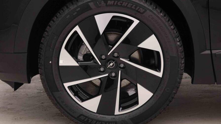 Mandataire Automobile neuf, recherche de Opel Grandland-1-2-turbo-hybrid-145-e-dct6-gs - E-Motors