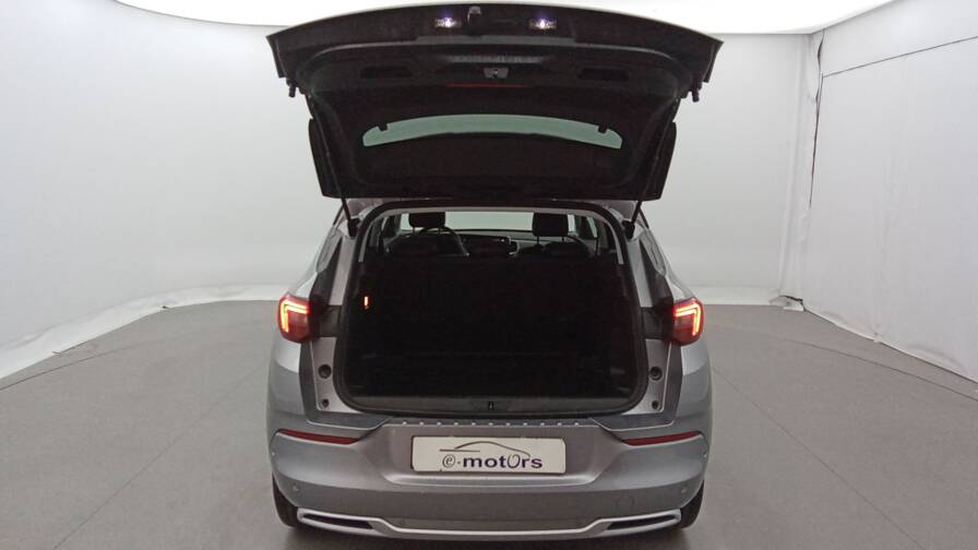 Mandataire Automobile occasion, recherche de Opel Grandland-1-5-diesel-130-bva8-elegance-plus-gpspro - E-Motors