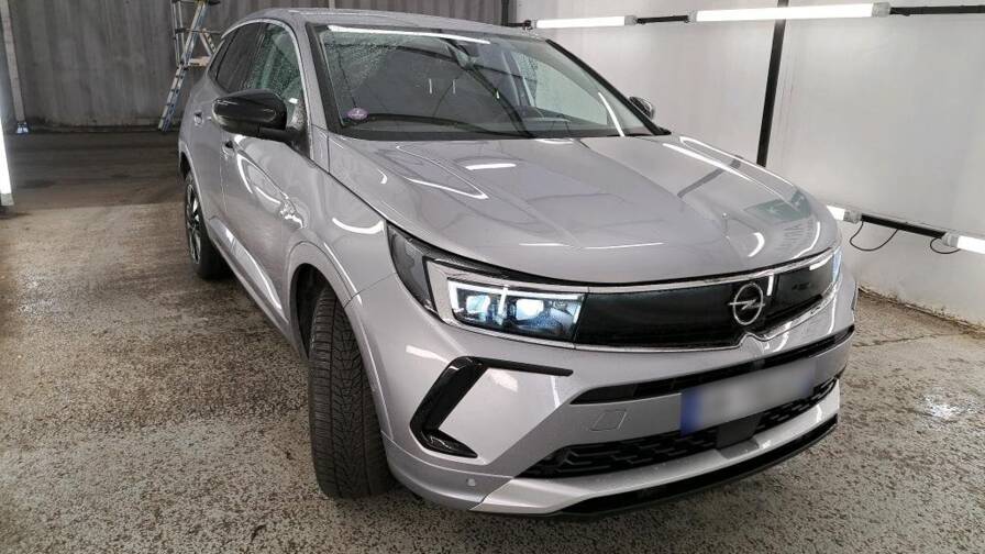 Mandataire Automobile occasion, recherche de Opel Grandland-1-2-turbo-130-elegance-business-plus-pack-advanced-city - E-Motors