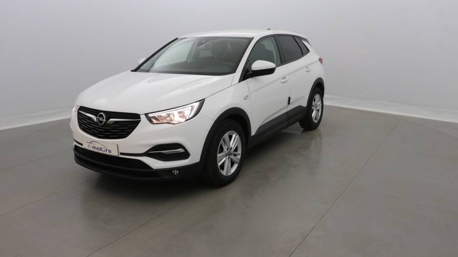 Avis-mandataire-auto-Emotors-Opel-Grandland-x-Turbo-130-edition-business-plus-gps.