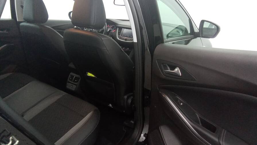 Mandataire Automobile occasion, recherche de Opel Grandland-x-1-2-turbo-130-bva8-edition-plus-gpspro-plus-cam-ra - E-Motors