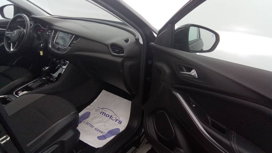 Mandataire Automobile occasion, recherche de Opel Grandland-x-1-2-turbo-130-bva8-edition-plus-gpspro-plus-cam-ra - E-Motors