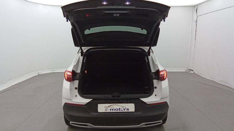 Mandataire Automobile occasion, recherche de Opel Grandland-x-1-2-turbo-130-innovation - E-Motors