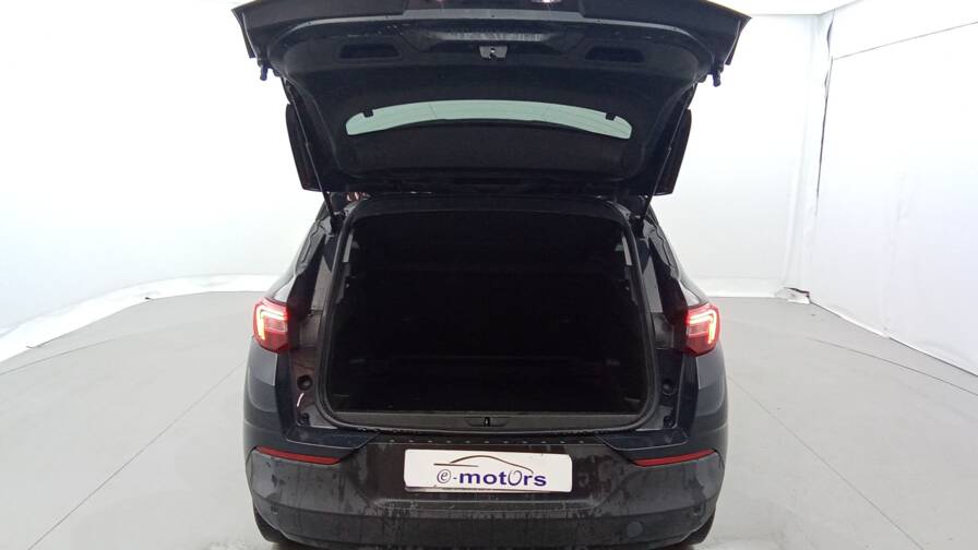 Mandataire Automobile occasion, recherche de Opel Grandland-x-turbo-130-bva8-innovation - E-Motors