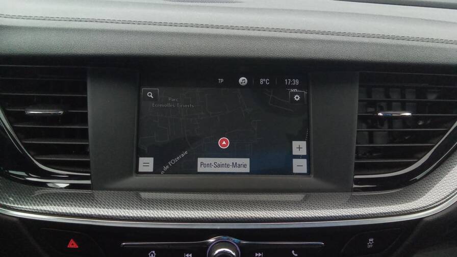 Mandataire Automobile occasion, recherche de Opel Insignia-grand-sport-diesel-122-bva8-elegance-gps-pdc-av-ar - E-Motors