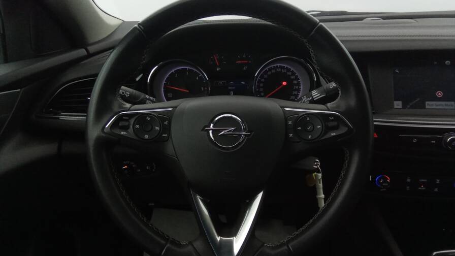 Mandataire Automobile occasion, recherche de Opel Insignia-grand-sport-diesel-122-bva8-elegance-gps-pdc-av-ar - E-Motors