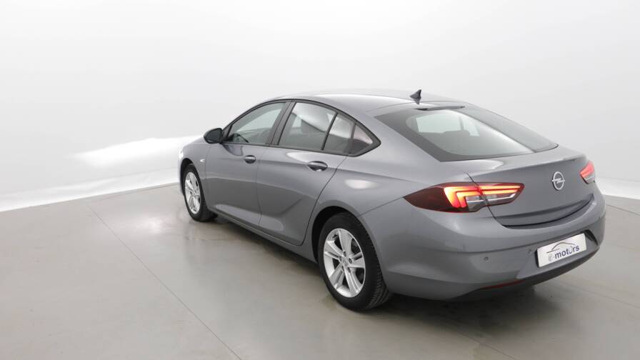 Mandataire Automobile occasion, recherche de Opel Insignia-grand-sport-diesel-122-bva8-elegance-gps-pdc-av-ar - E-Motors