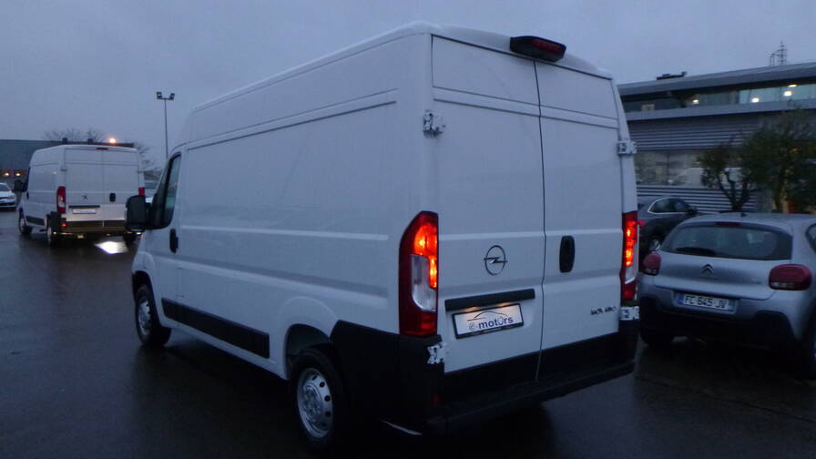 Mandataire Automobile utilitaire, recherche de Opel Movano-fourgon-pack-business-connect-3-5t-l2h2-140-bluehdi-ss - E-Motors