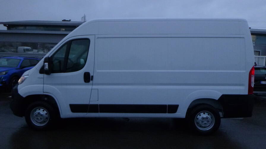 Mandataire Automobile utilitaire, recherche de Opel Movano-fourgon-pack-business-connect-3-5t-l2h2-140-bluehdi-ss - E-Motors