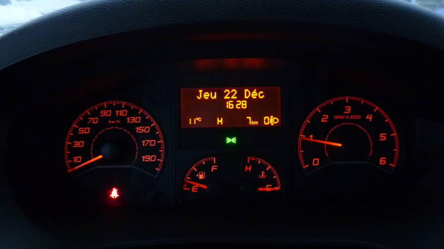 Mandataire Automobile utilitaire, recherche de Opel Movano-fourgon-pack-business-connect-3-5t-l2h2-140-bluehdi-ss - E-Motors