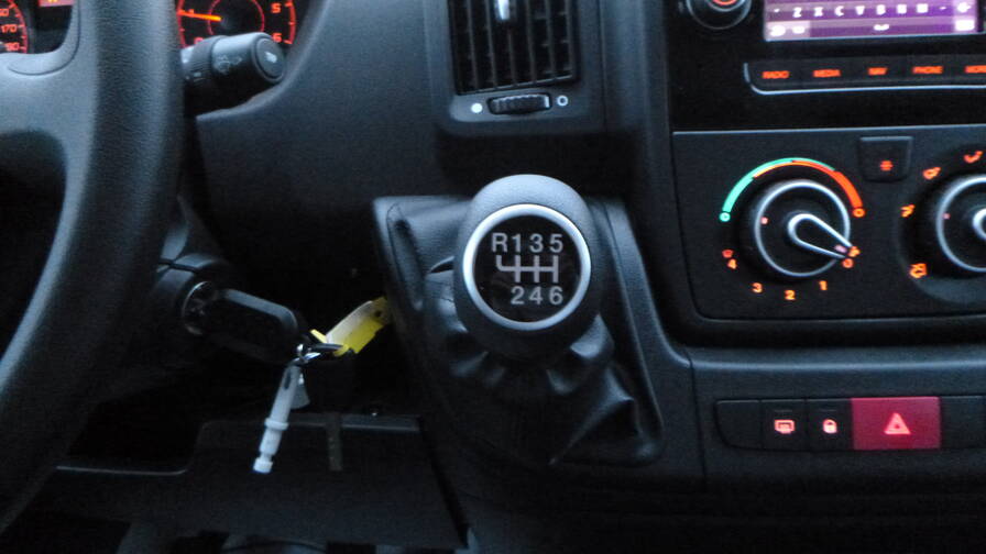 Mandataire Automobile utilitaire, recherche de Opel Movano-fourgon-pack-business-connect-3-5t-l2h2-140-bluehdi-ss - E-Motors