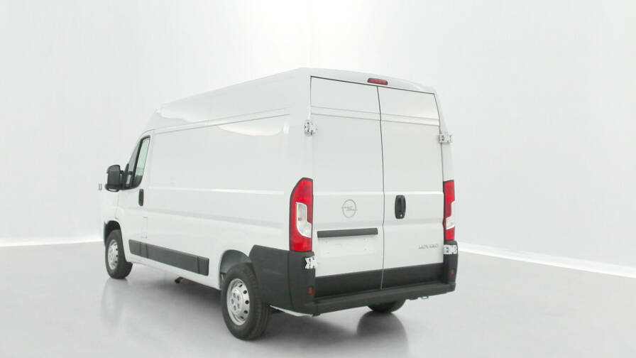 Mandataire Automobile neuf, recherche de Opel Movano-l2h2-35-2-2-bluehdi-140ch-essentia - E-Motors