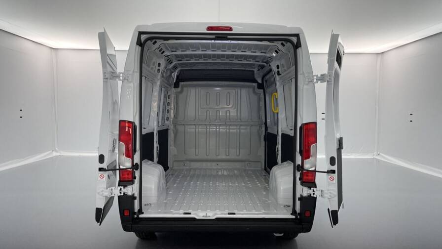 Mandataire Automobile neuf, recherche de Opel Movano-l2h2-35-2-2-bluehdi-140ch-essentia - E-Motors