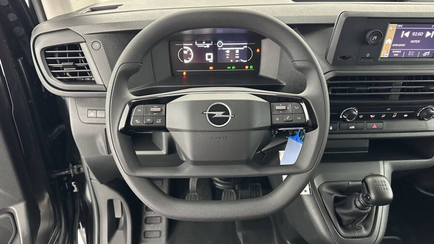 Mandataire Automobile neuf, recherche de Opel Vivaro-m-2-0-bluehdi-145ch - E-Motors