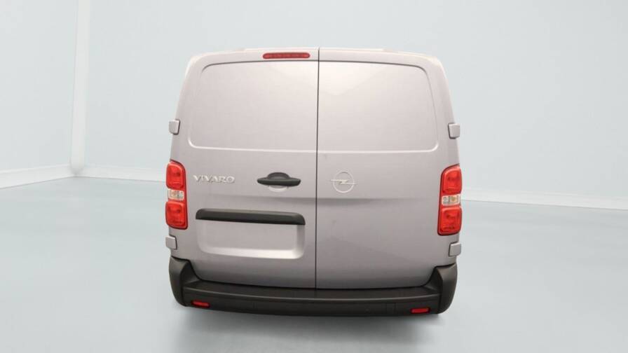 Mandataire Automobile neuf, recherche de Opel Vivaro-fourgon-l3-van-2-0-turbo-d-145 - E-Motors