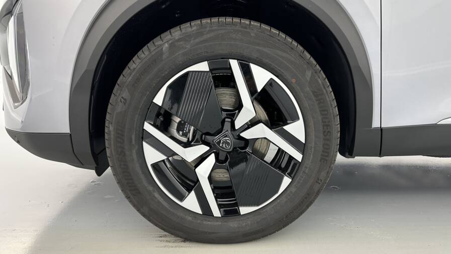 Mandataire Automobile neuf, recherche de Peugeot 2008-1-2-hybrid-145ch-gt-e-dcs6 - E-Motors