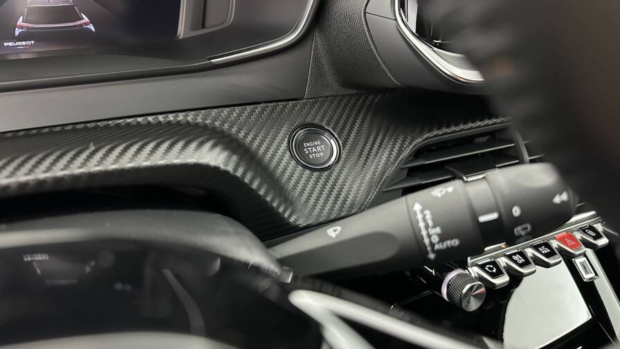 Mandataire Automobile occasion, recherche de Peugeot 2008-1-2-puretech-100ch-allure - E-Motors