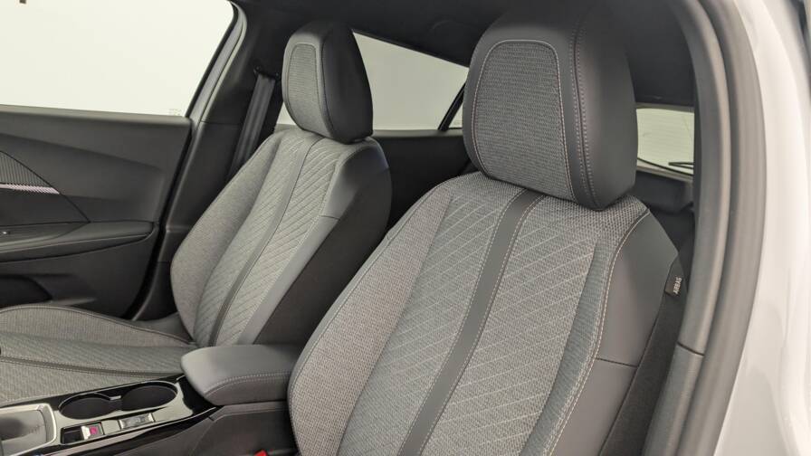 Mandataire Automobile occasion, recherche de Peugeot 2008-100-s-s-bvm6-allure - E-Motors